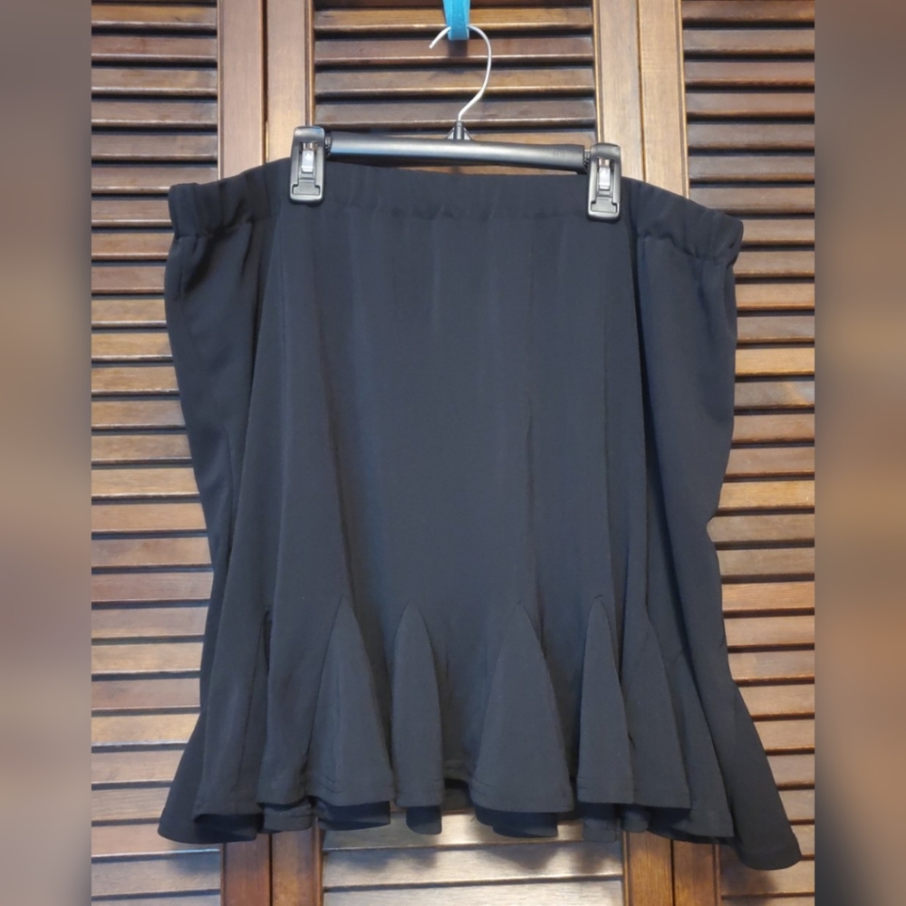 Avenue Stretch Black Skirt 18/20 Pleated Ruffles
